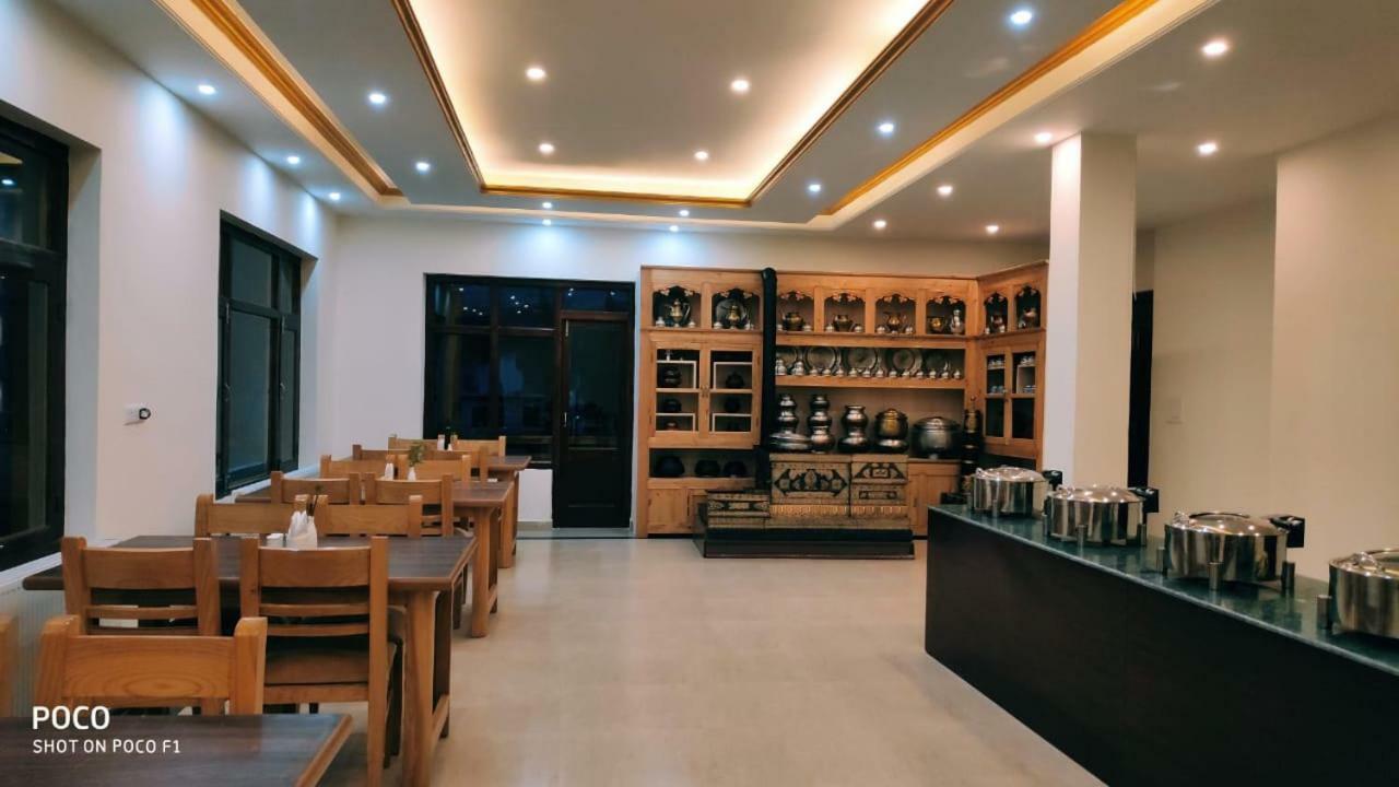Hotel Leh Plaza エクステリア 写真