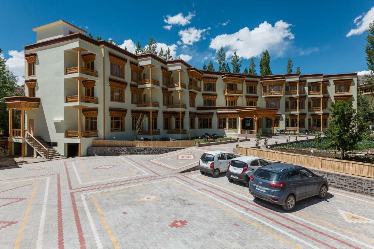 Hotel Leh Plaza エクステリア 写真